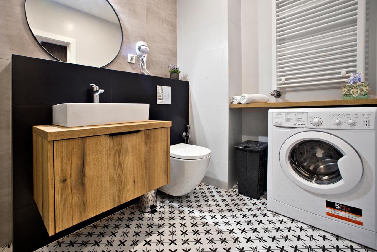 Komputerowa P&O Serviced Apartments Varsovie Extérieur photo